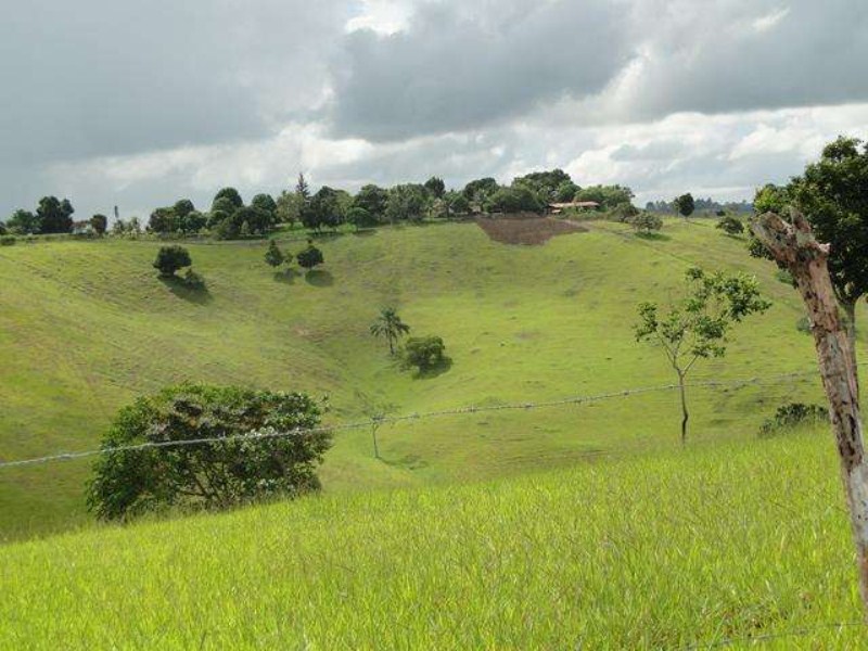 Terreno - · outras localidades