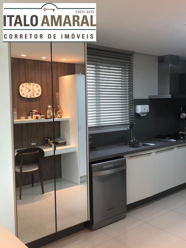 Apartamento à venda com 4 quartos, 207m² - Foto 17