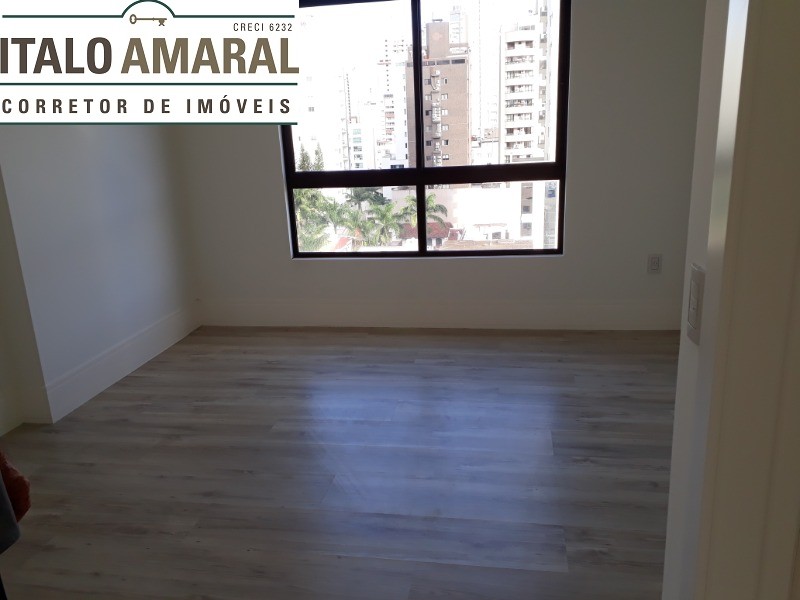 Apartamento à venda com 3 quartos, 125m² - Foto 12