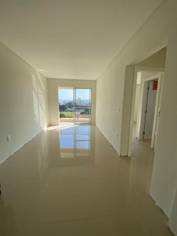 Apartamento à venda com 2 quartos, 77m² - Foto 17