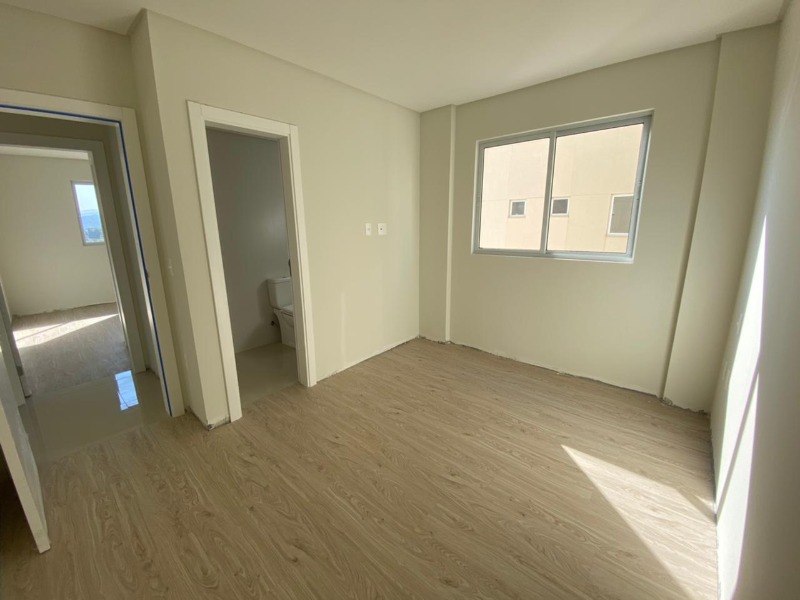 Apartamento à venda com 2 quartos, 77m² - Foto 14