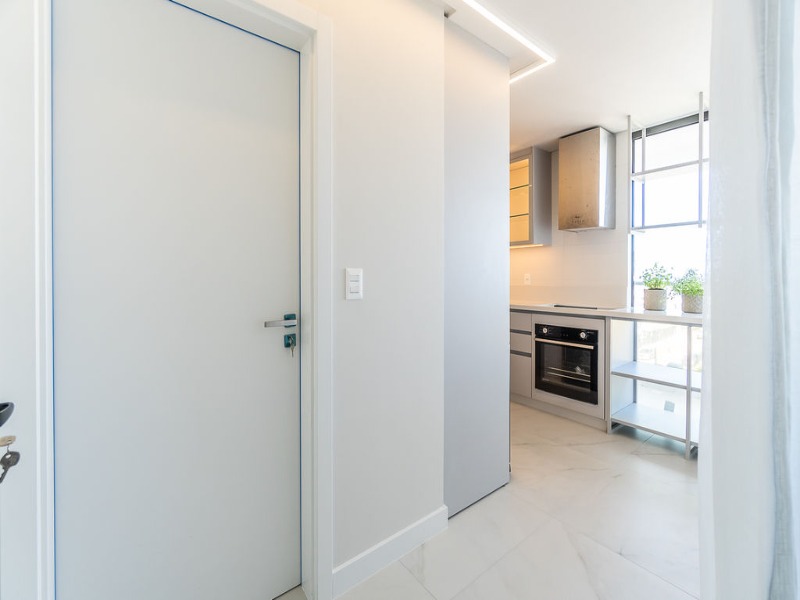 Apartamento à venda com 3 quartos, 141m² - Foto 13