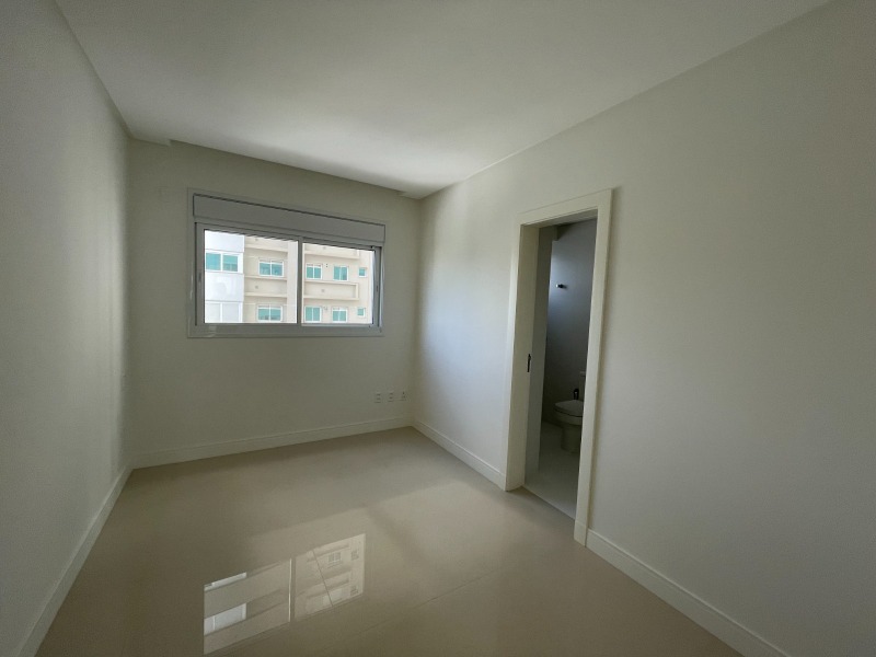 Apartamento à venda com 4 quartos, 120m² - Foto 15