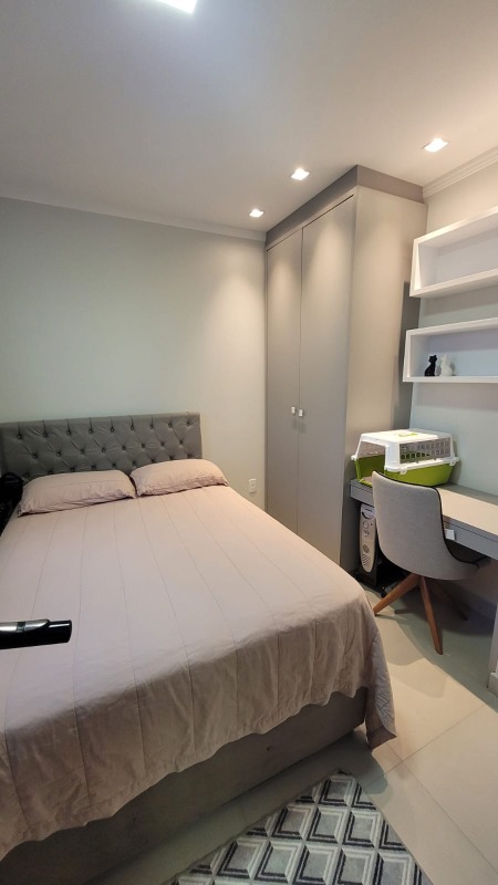 Apartamento à venda com 2 quartos, 75m² - Foto 12