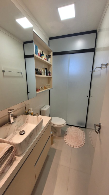 Apartamento à venda com 2 quartos, 75m² - Foto 17