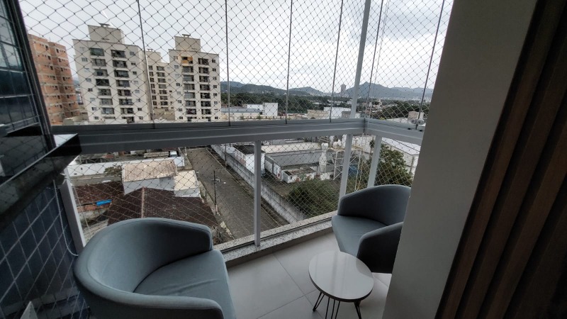 Apartamento à venda com 2 quartos, 75m² - Foto 20