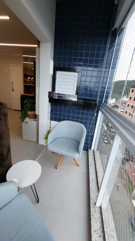 Apartamento à venda com 2 quartos, 75m² - Foto 21