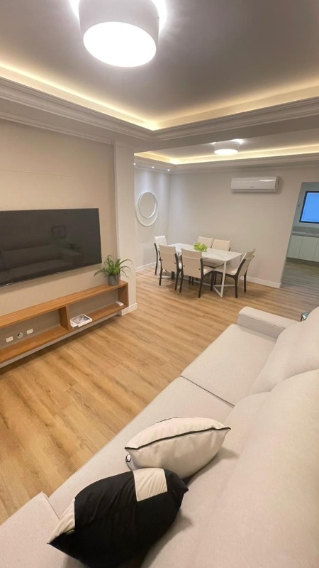 Apartamento à venda com 3 quartos, 115m² - Foto 1