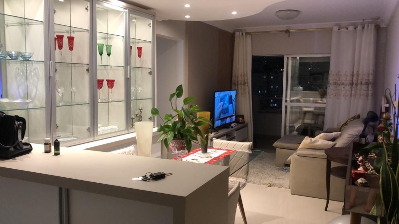 Apartamento à venda com 2 quartos, 78m² - Foto 7