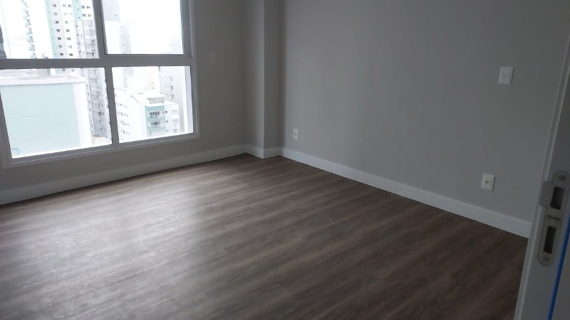 Apartamento à venda com 3 quartos, 118m² - Foto 14