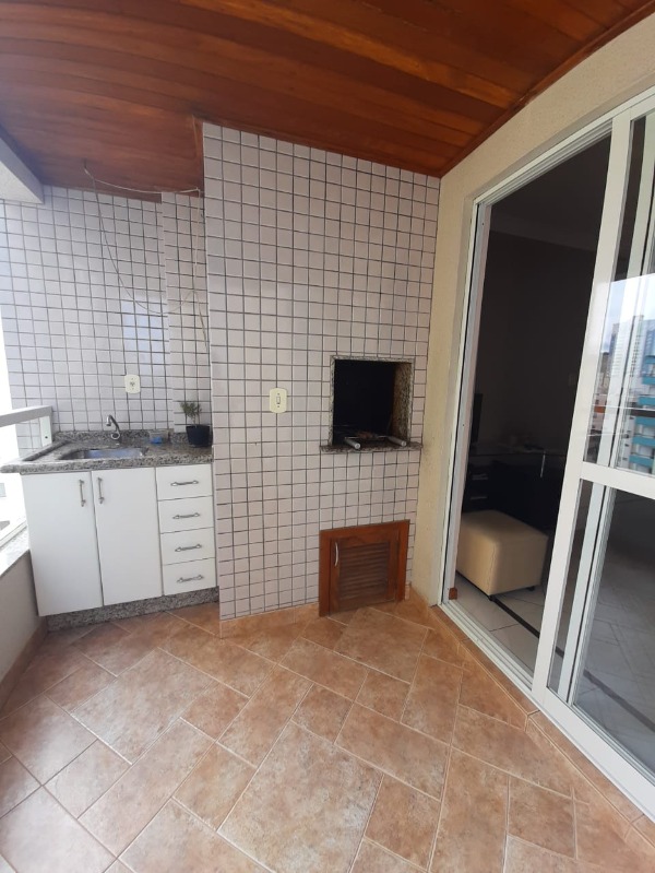 Apartamento à venda com 2 quartos, 85m² - Foto 1