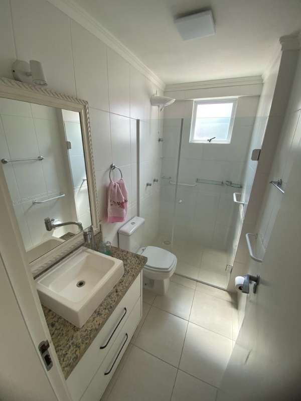 Apartamento à venda com 3 quartos, 120m² - Foto 3