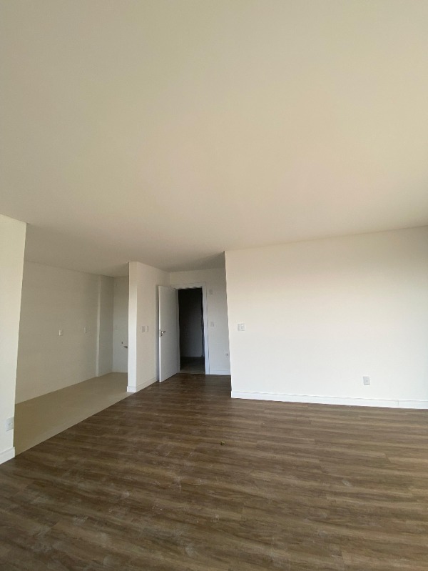 Apartamento à venda com 1 quarto, 38m² - Foto 4