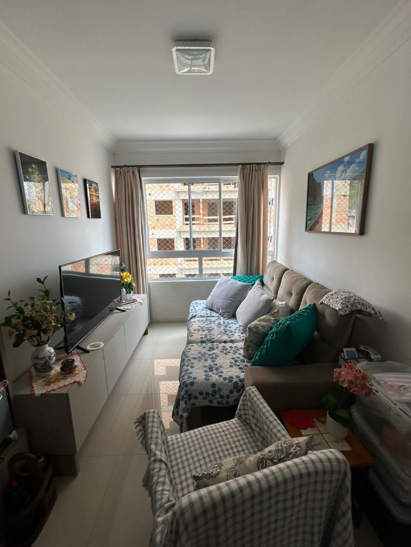 Apartamento à venda com 2 quartos, 65m² - Foto 3