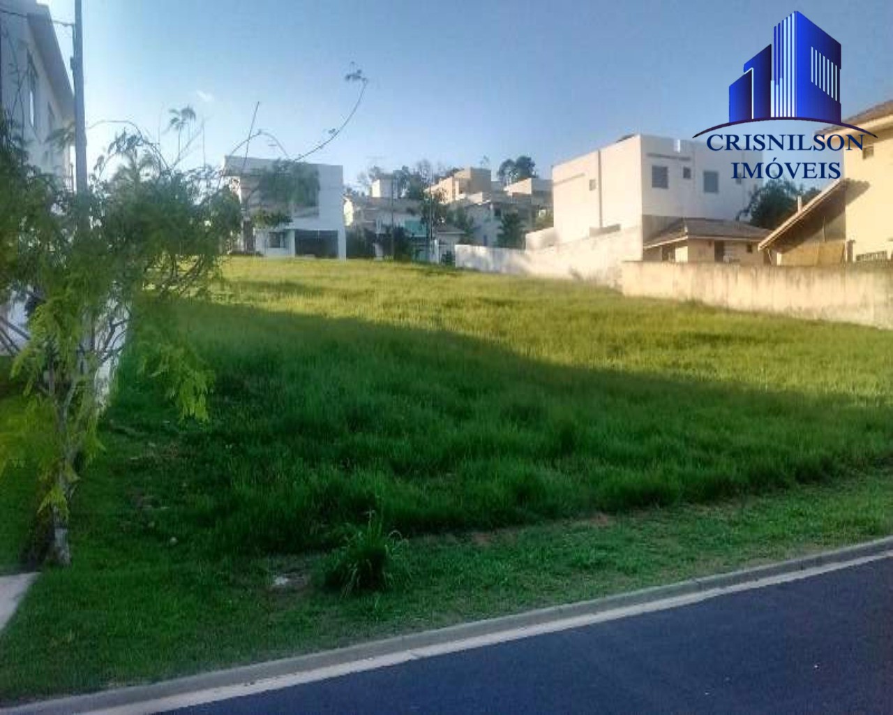 Terreno à venda, 600m² - Foto 1