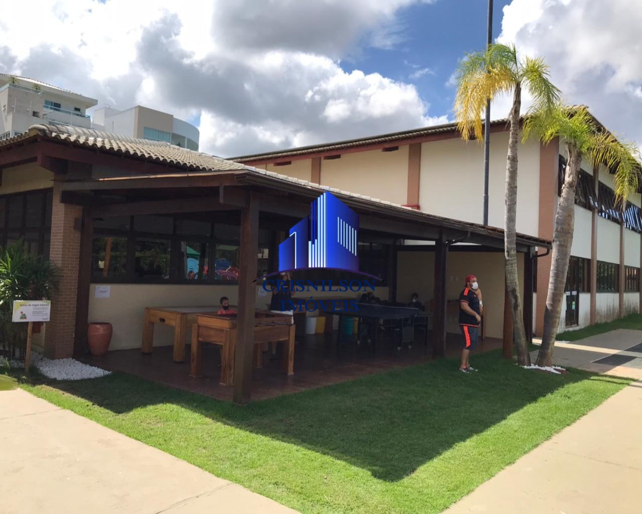 Casa de Condomínio à venda com 4 quartos, 380m² - Foto 42