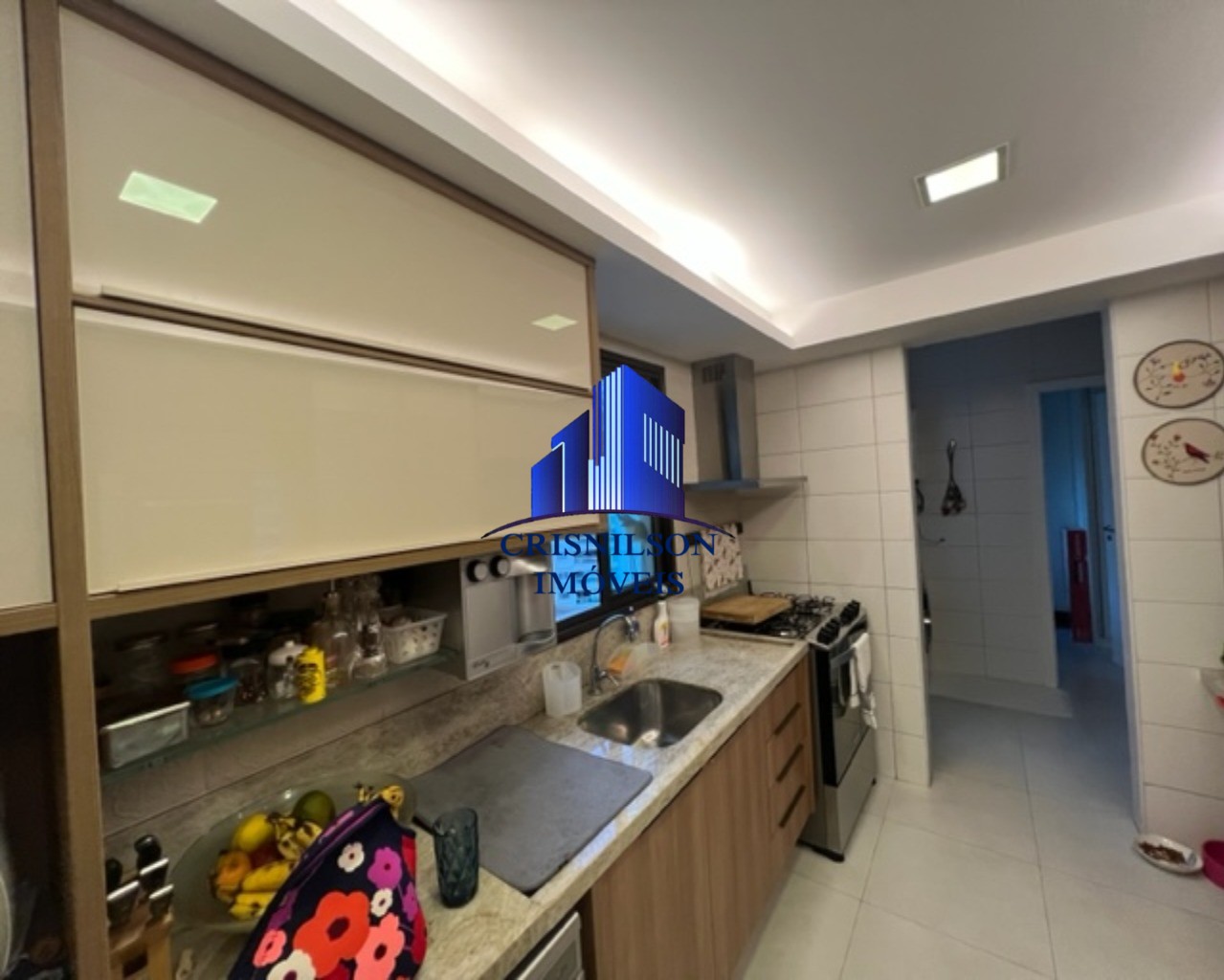 Apartamento à venda com 3 quartos, 166m² - Foto 7