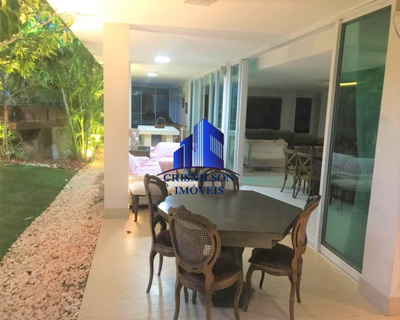 Casa de Condomínio à venda com 6 quartos, 1200m² - Foto 8