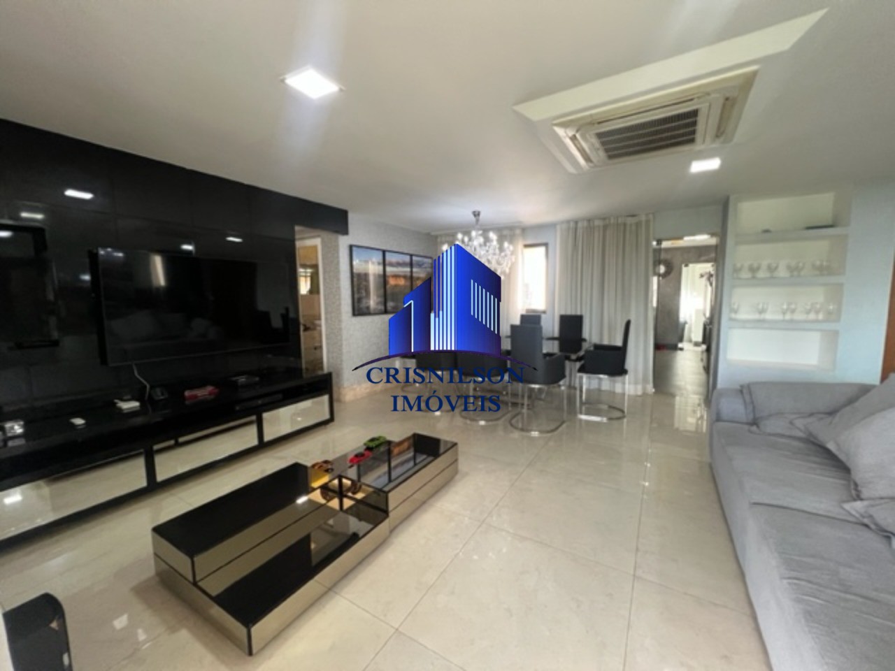 Apartamento à venda com 4 quartos, 142m² - Foto 1