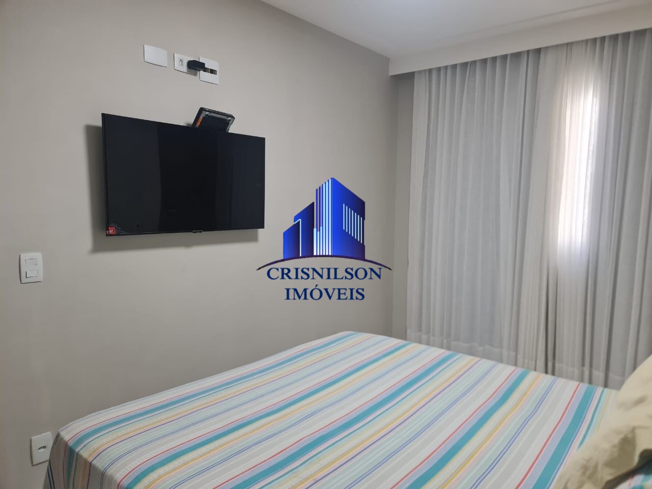 Apartamento à venda com 4 quartos, 200m² - Foto 17