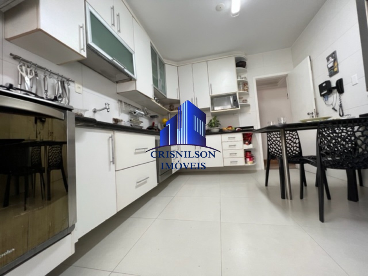 Apartamento à venda com 4 quartos, 220m² - Foto 32