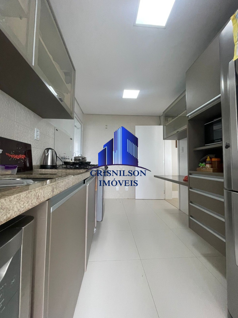 Apartamento à venda com 3 quartos, 172m² - Foto 18