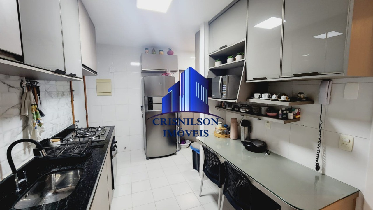 Apartamento à venda com 3 quartos, 135m² - Foto 13