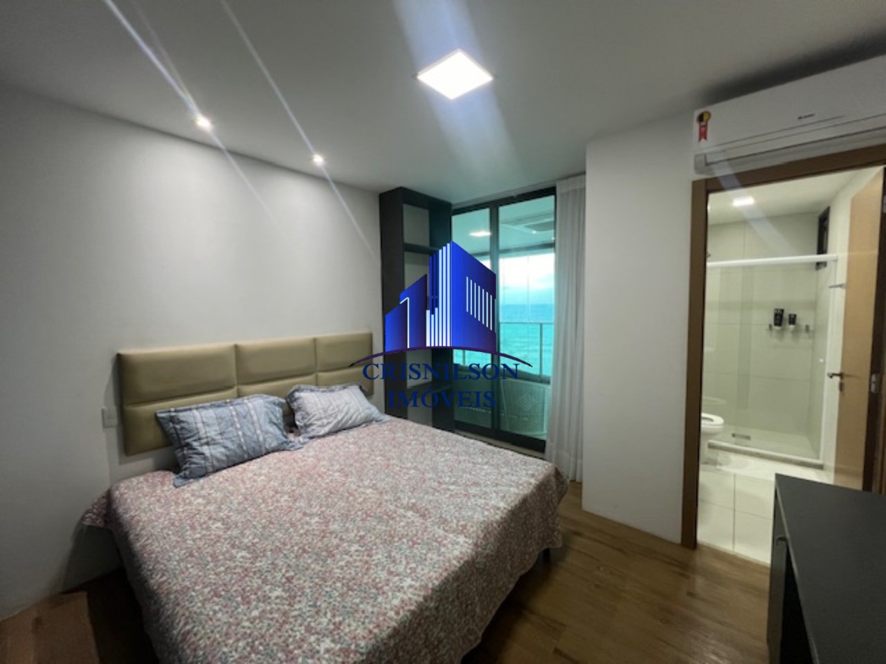 Apartamento à venda com 4 quartos, 242m² - Foto 17