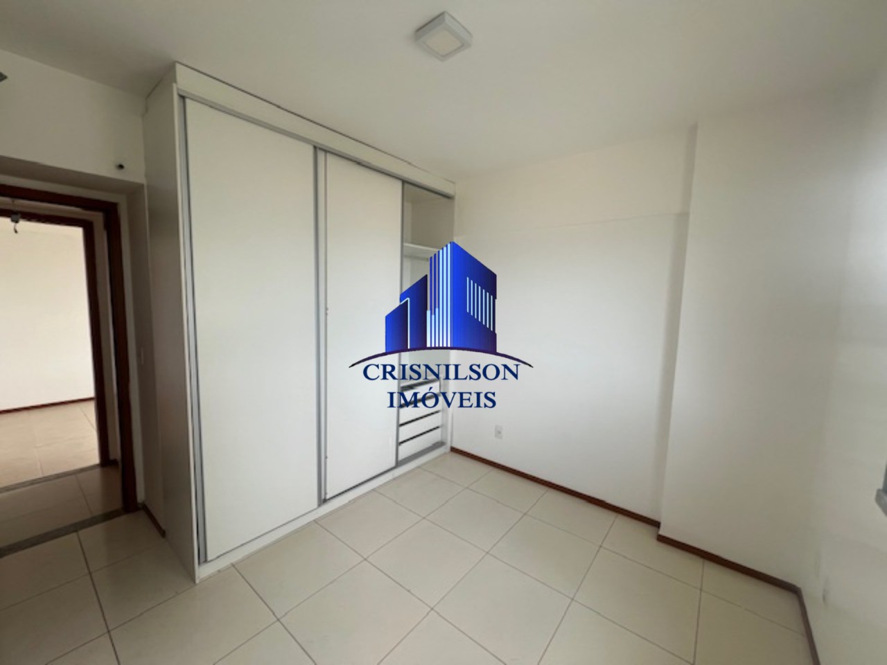 Apartamento à venda com 2 quartos, 70m² - Foto 17