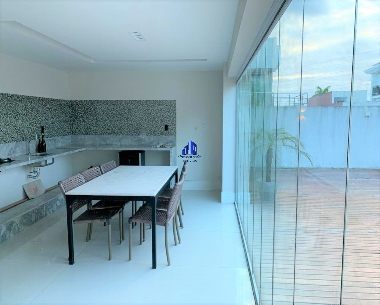 Casa de Condomínio à venda com 4 quartos, 450m² - Foto 18