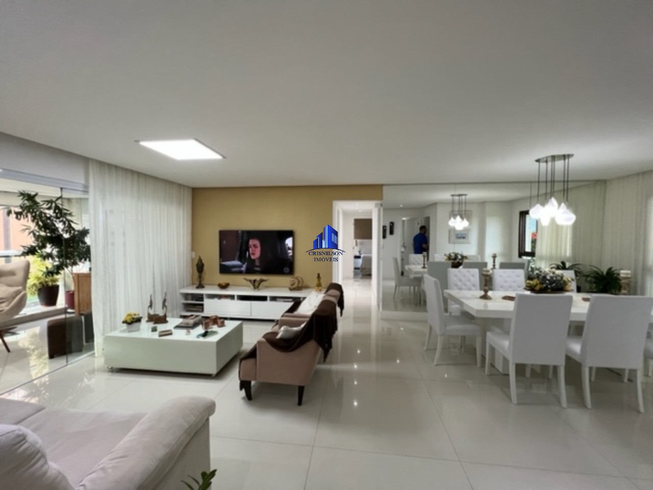 Apartamento à venda com 3 quartos, 151m² - Foto 6