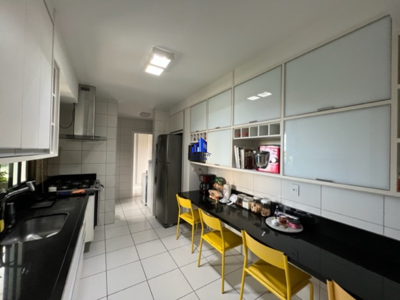 Apartamento à venda com 3 quartos, 151m² - Foto 13