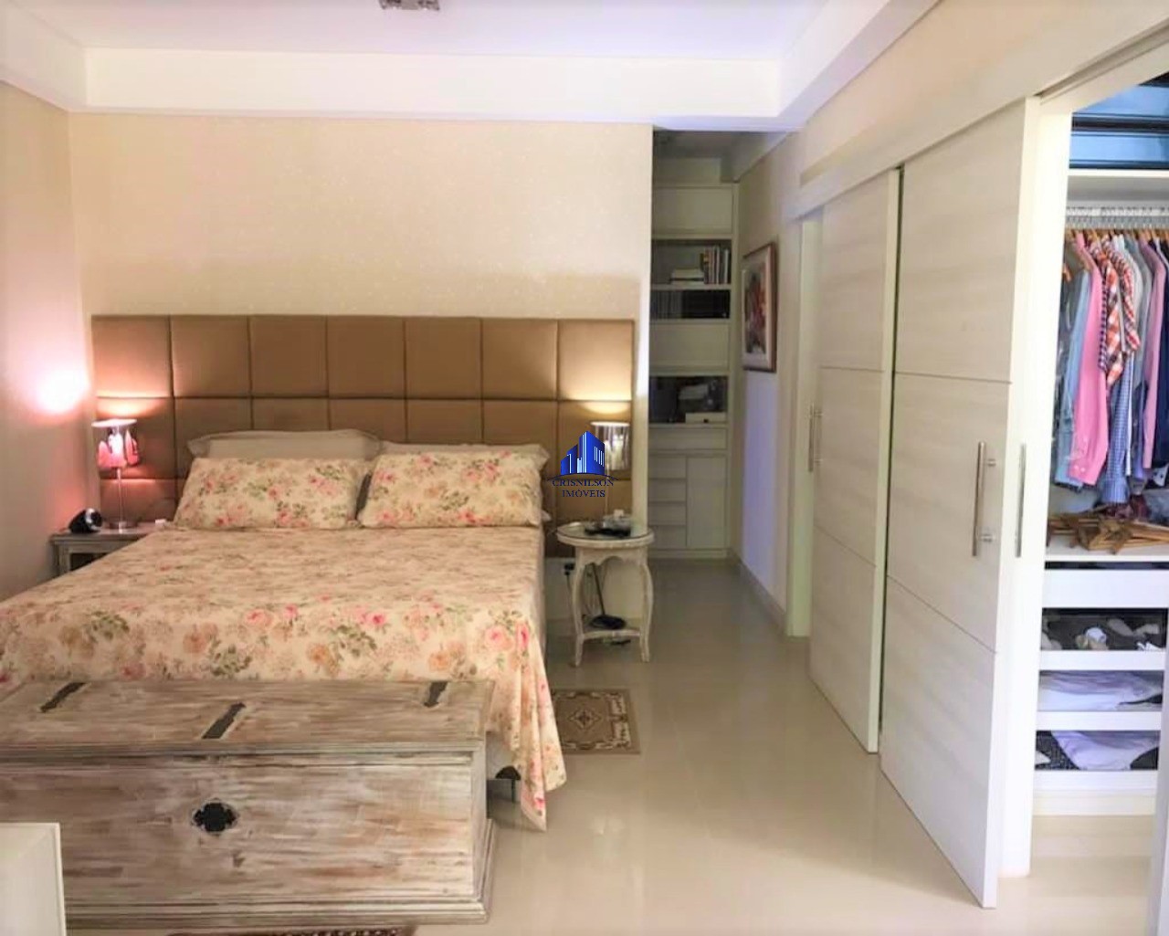 Casa de Condomínio à venda com 4 quartos, 450m² - Foto 19