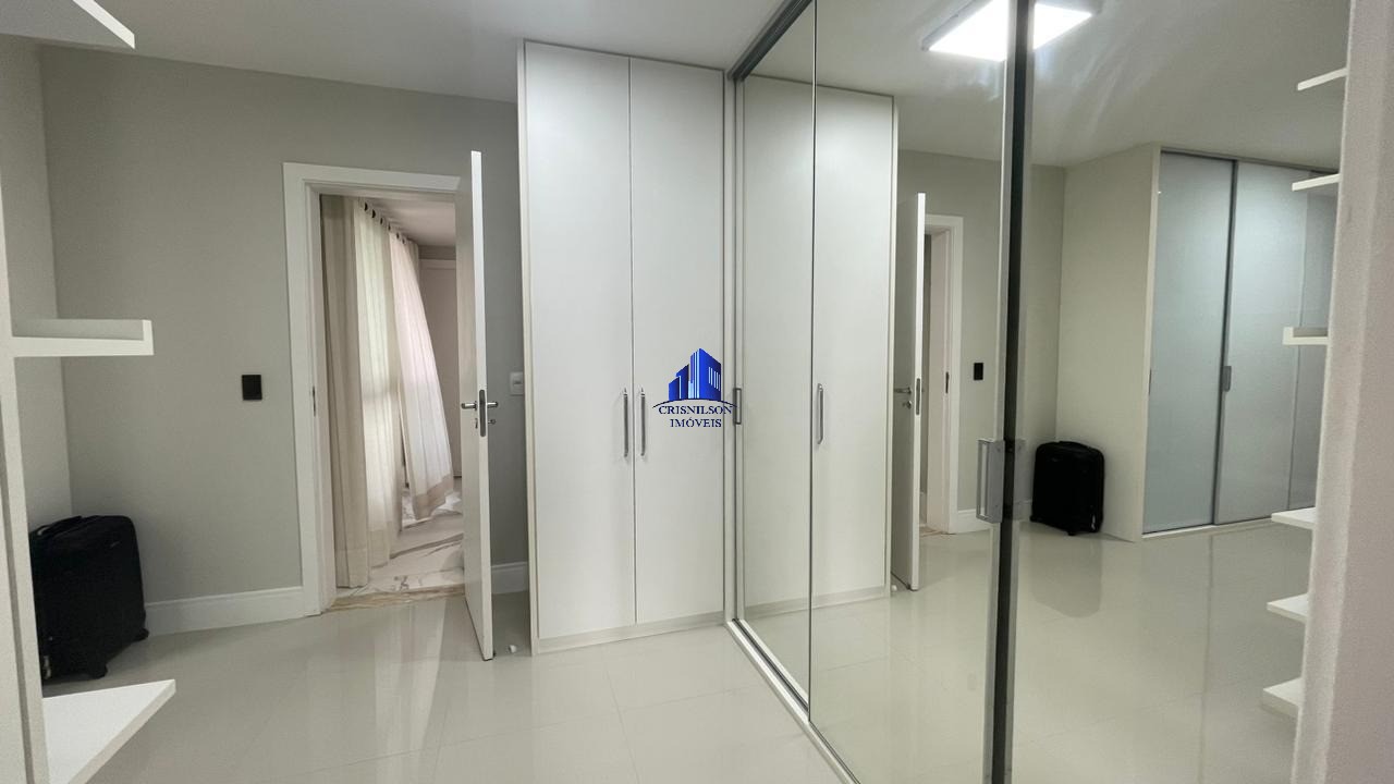 Apartamento à venda com 4 quartos, 243m² - Foto 37