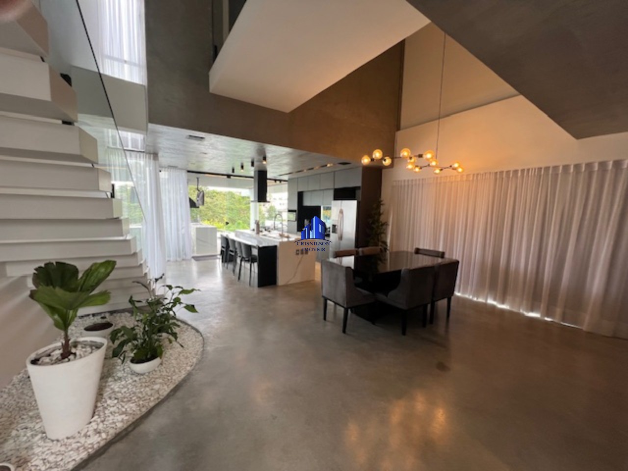 Casa de Condomínio à venda com 3 quartos, 282m² - Foto 3