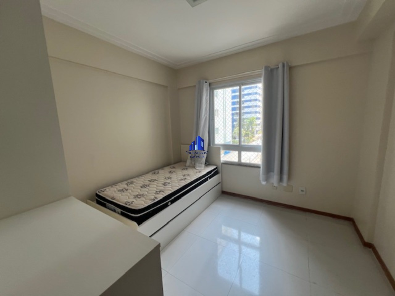 Apartamento à venda com 2 quartos, 78m² - Foto 3