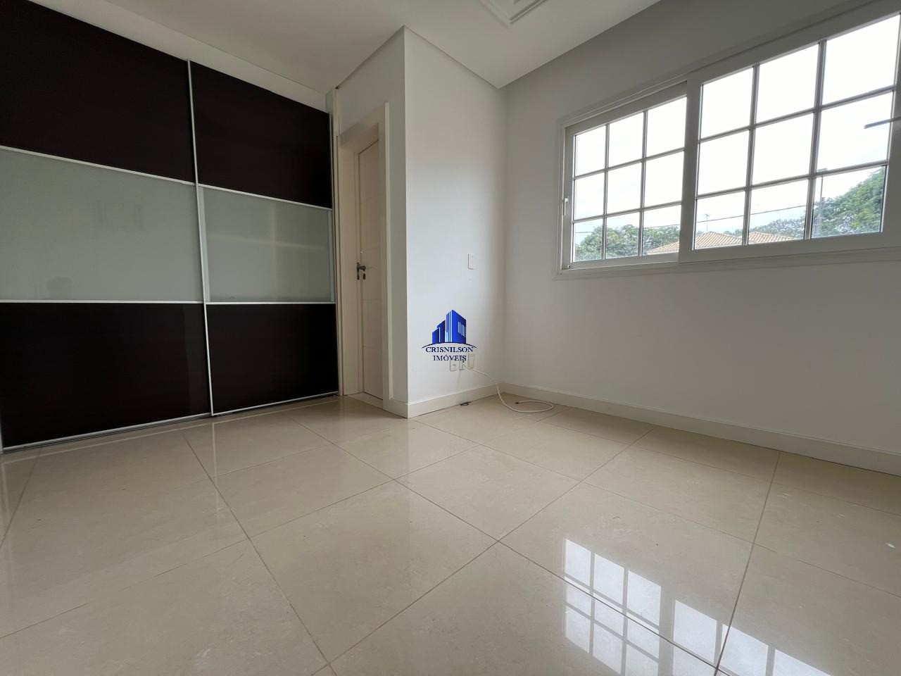 Casa de Condomínio à venda com 4 quartos, 490m² - Foto 25