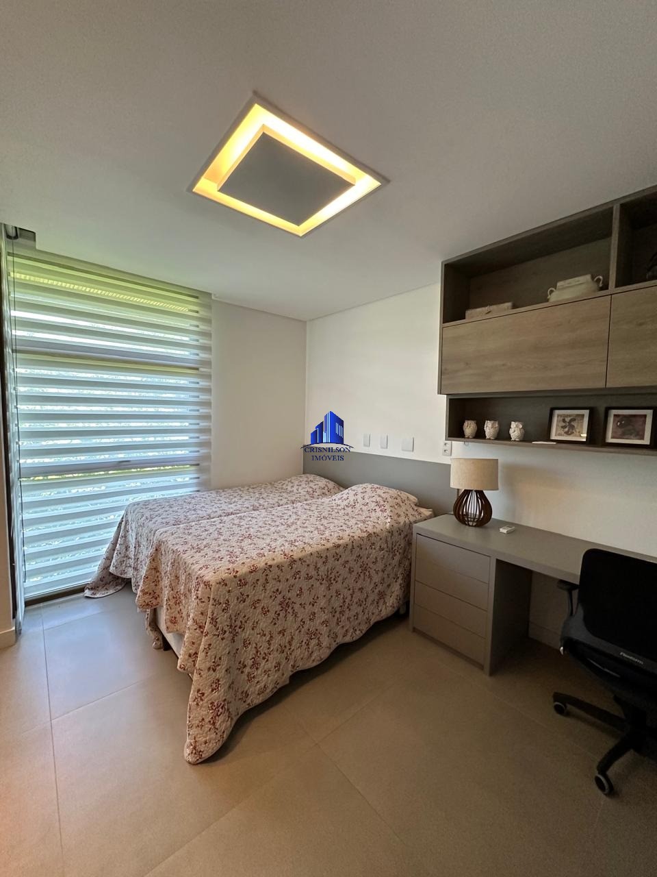 Casa de Condomínio à venda com 5 quartos, 306m² - Foto 17