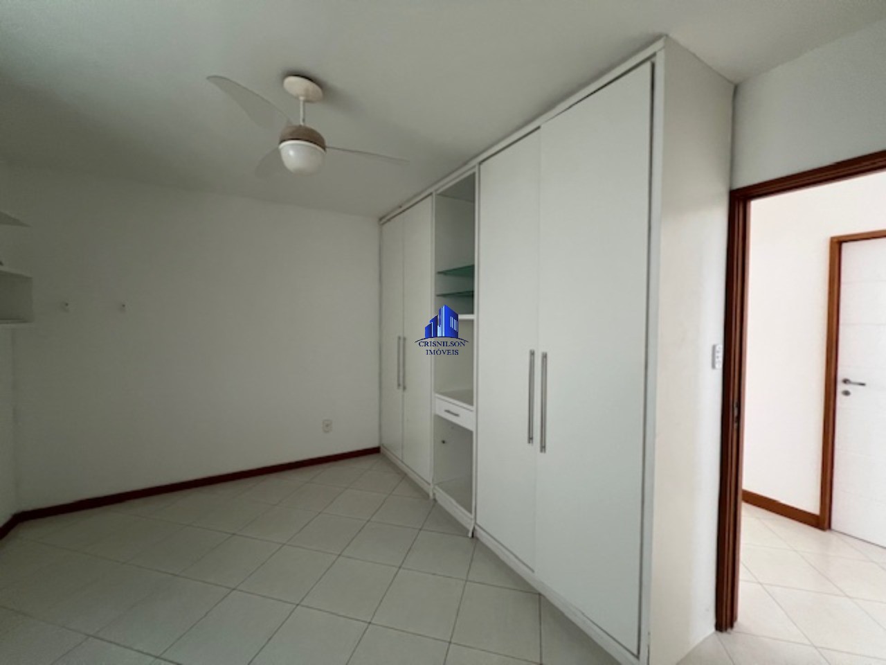 Casa de Condomínio à venda com 5 quartos, 360m² - Foto 18