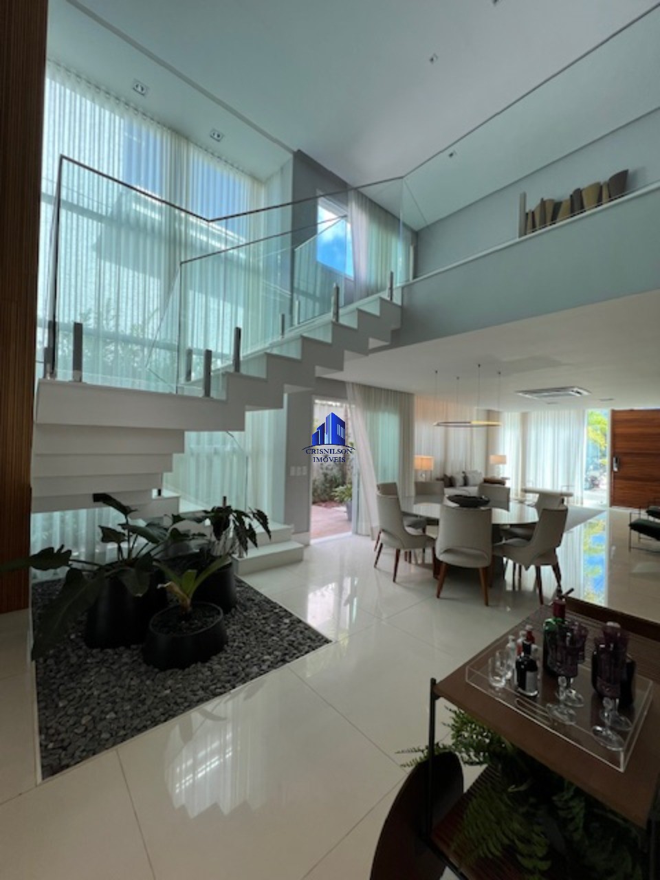 Casa de Condomínio à venda com 4 quartos, 502m² - Foto 1