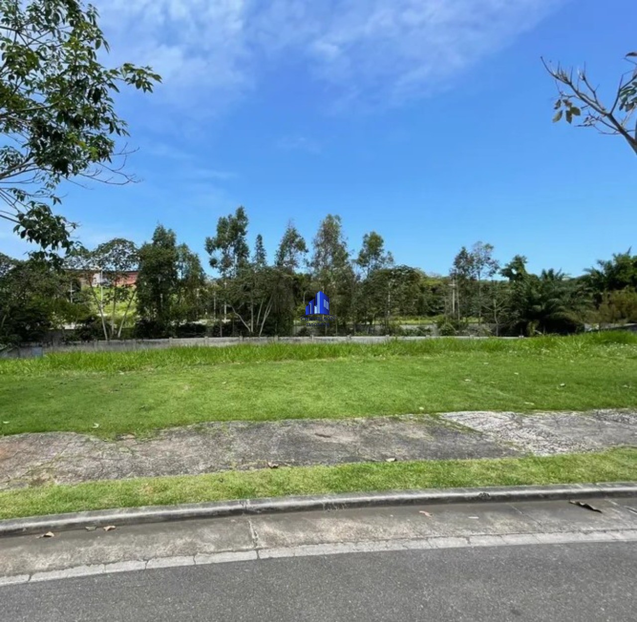 Loteamento e Condomínio, 855 m² - Foto 1