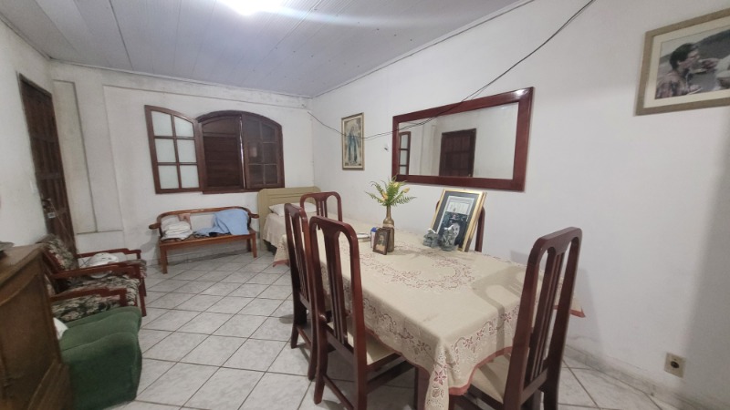 Casa à venda com 2 quartos, 60m² - Foto 14