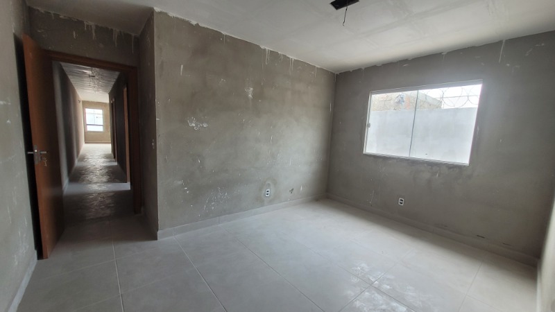 Casa à venda com 3 quartos, 85m² - Foto 11