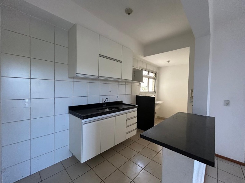 Apartamento à venda com 2 quartos, 66m² - Foto 2