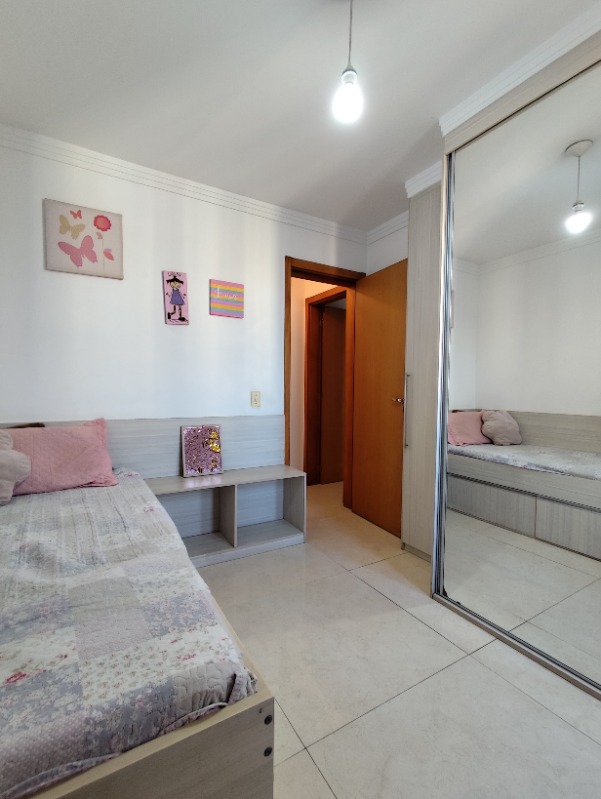 Apartamento à venda com 3 quartos, 79m² - Foto 9