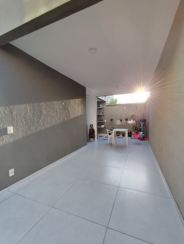 Casa à venda com 3 quartos, 105m² - Foto 5