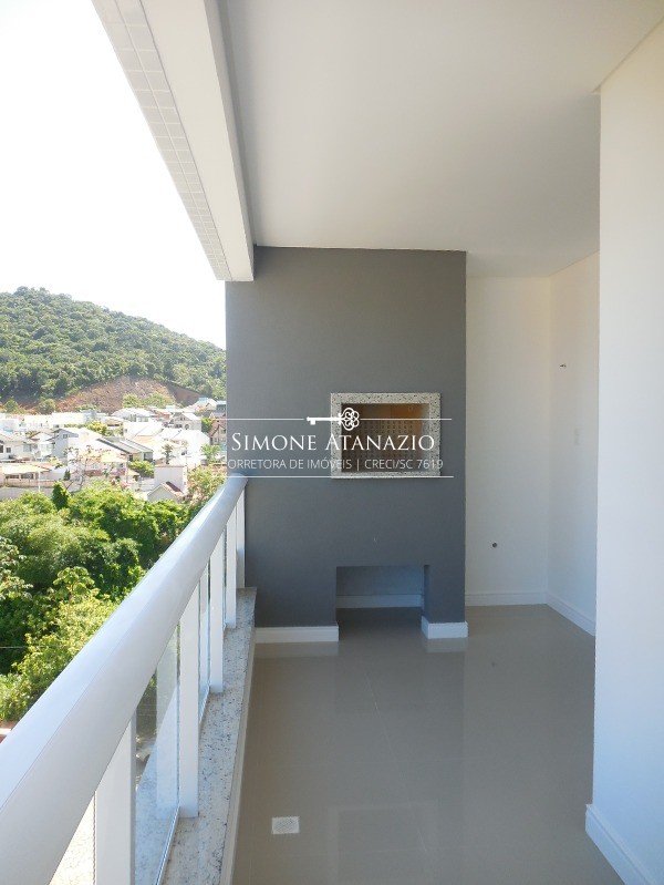 Apartamento à venda com 3 quartos, 101m² - Foto 4