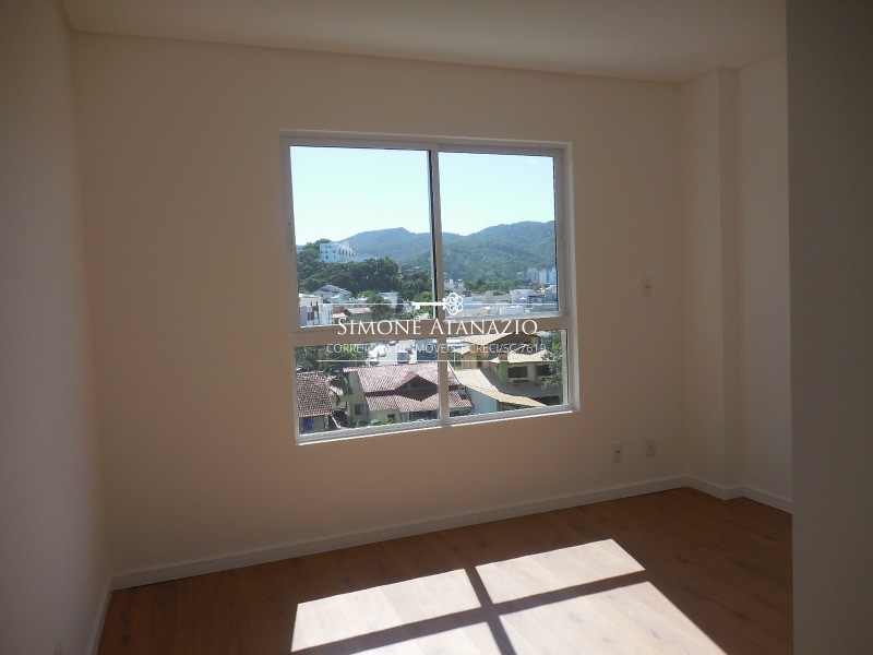 Apartamento à venda com 3 quartos, 101m² - Foto 11