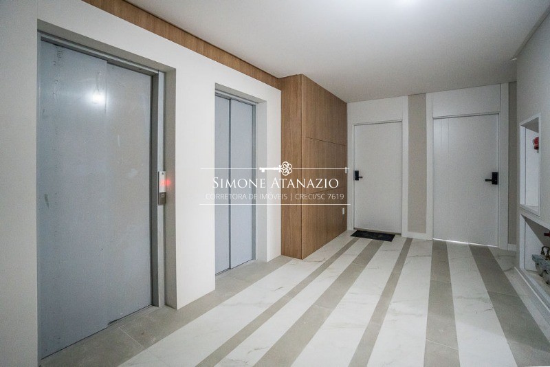 Apartamento à venda com 3 quartos, 152m² - Foto 4