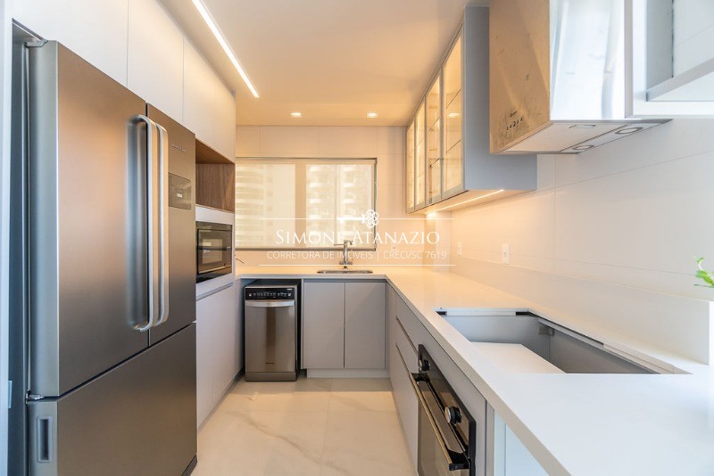 Apartamento à venda com 3 quartos, 152m² - Foto 10